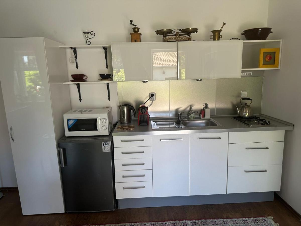 Apartman U Jezirka Velke Prilepy Buitenkant foto